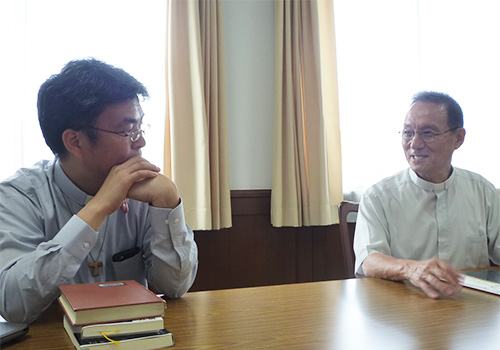 川上直哉師、古巣馨神父